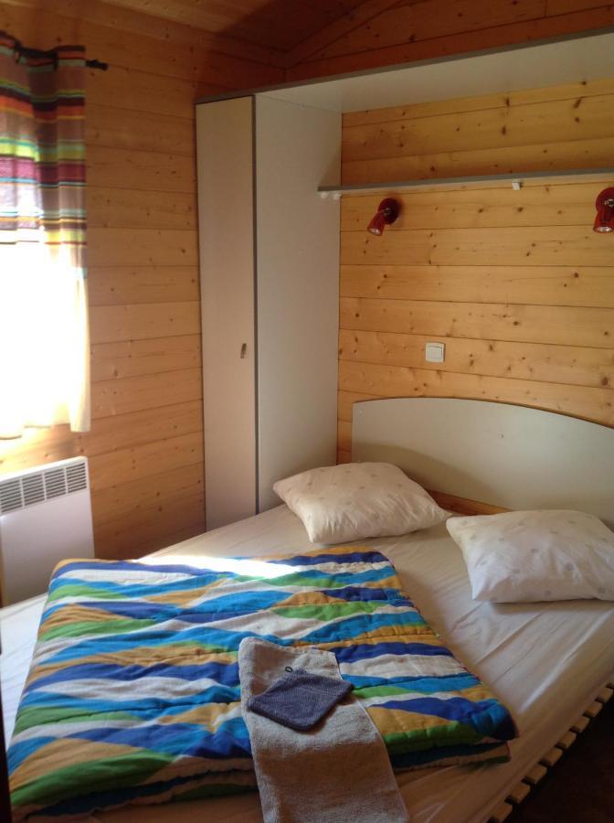 Camping Le Pont D'Allagnon Lempdes sur Allagnon Exterior photo