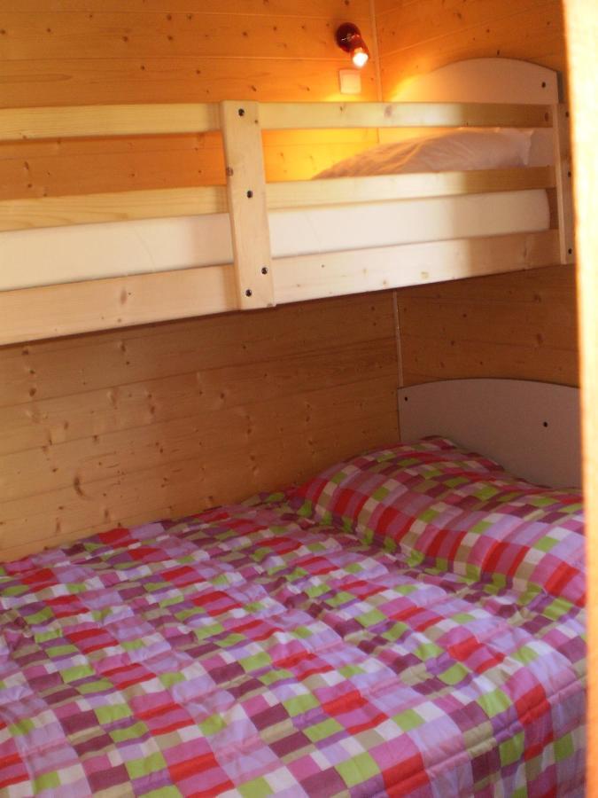 Camping Le Pont D'Allagnon Lempdes sur Allagnon Exterior photo